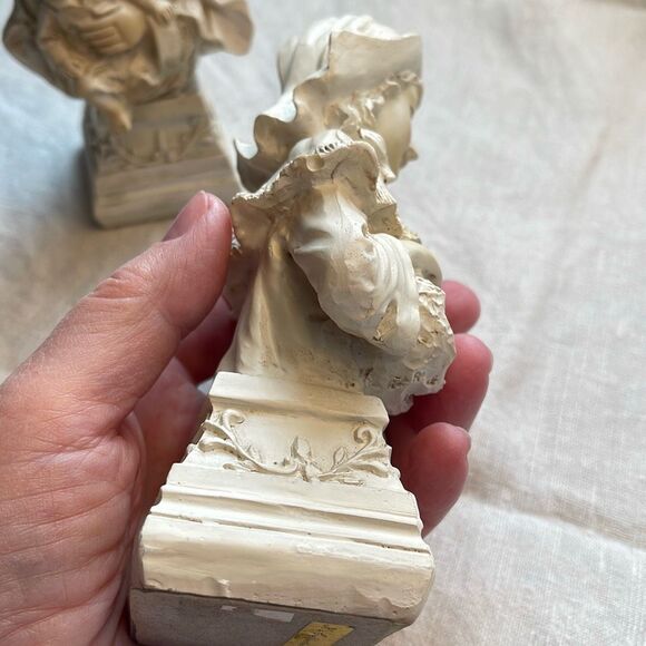 Virgin Mary and Joseph each holding baby Jesus. Winged Angel series. K’s collect - Picture 6 of 13